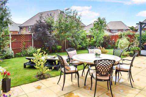 4 bedroom detached house for sale, Goldcrest Way, Worcestershire WR9