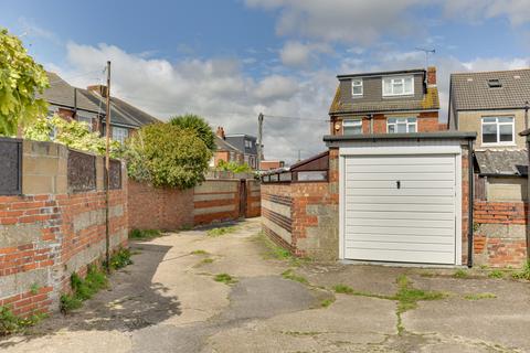 4 bedroom detached house for sale, Wesley Grove, Portsmouth