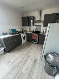 2 bedroom flat to rent, Headland Park, Plymouth PL4