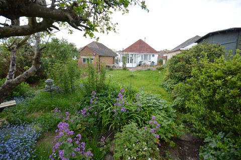 2 bedroom detached bungalow for sale, Apsley Crescent, Poole BH17
