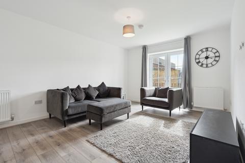 2 bedroom apartment to rent, 233B Thornliebank Road, Thornliebank, Glasgow, G46 7RG