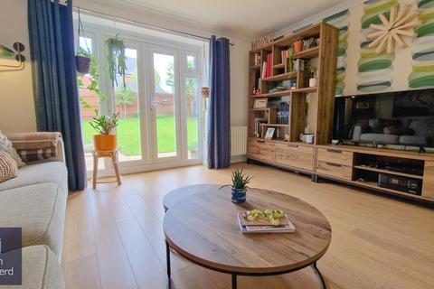 3 bedroom bungalow to rent, Ross Crescent, Inkberrow, Worcester, Worcestershire, WR7