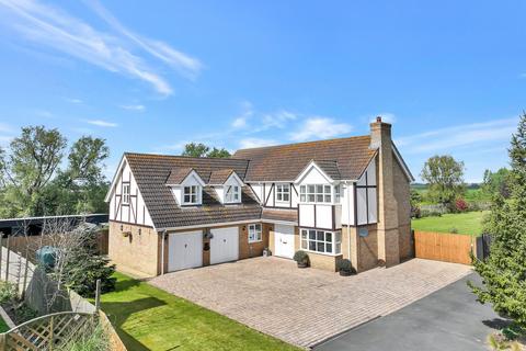 4 bedroom detached house for sale, Dunvegan Close, Manea, PE15