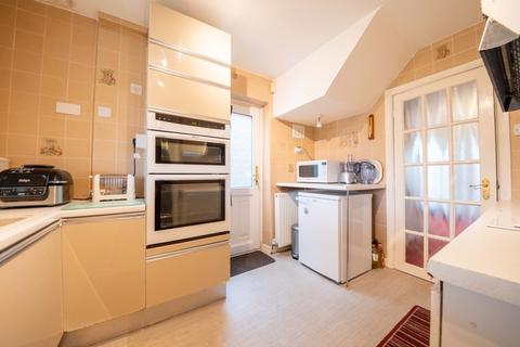 4 Old Hay Close, Sheffield, S17 3GQ