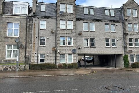 2 bedroom flat to rent, Holburn Street, Holburn, Aberdeen, AB10