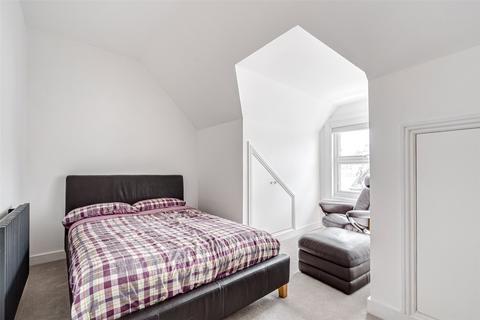 20 Cobden Road, Worthing, BN11 4BD
