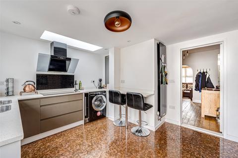20 Cobden Road, Worthing, BN11 4BD