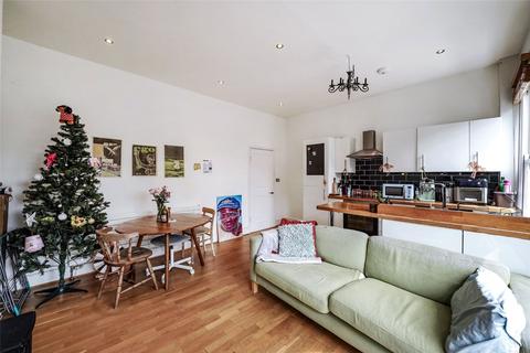 57b Tabley Road, London, N7 0NB