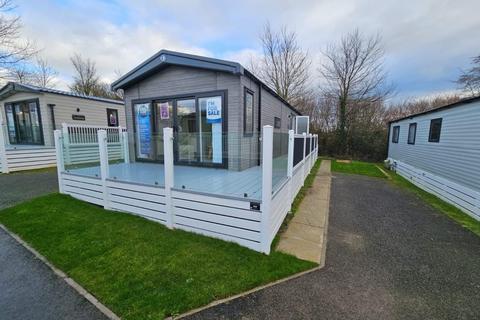 2 bedroom static caravan for sale, Tarka Holiday Park