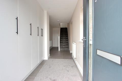 4 bedroom semi-detached house to rent, Bletchley, Milton Keynes MK3