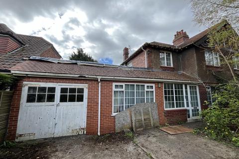 2 bedroom semi-detached house for sale, 48 Wetherby Road, York, North Yorkshire, YO26 5BY