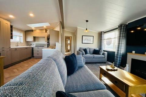 2 bedroom lodge for sale, Winchelsea Sands Holiday Park