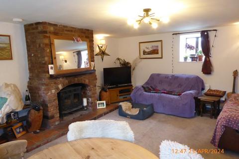 4 bedroom semi-detached house to rent, The Old Barns, Shropshire