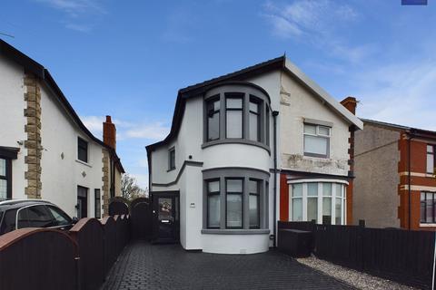 4 bedroom semi-detached house for sale, Vicarage Lane, Blackpool, FY4