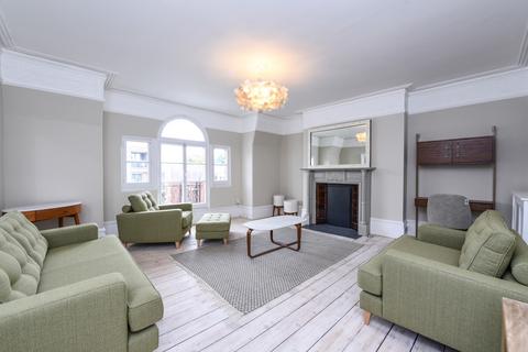 4 bedroom flat to rent, Burgess Park Mansions, West Hampstead NW6