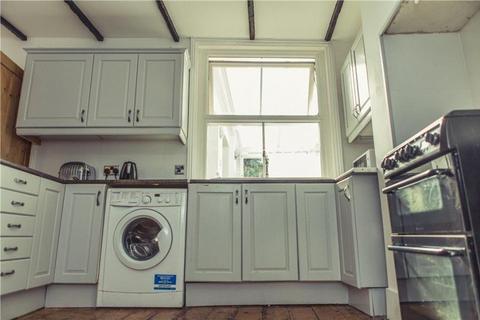 5 bedroom terraced house to rent, Guildford GU2