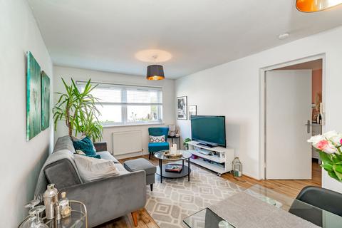 1 bedroom apartment for sale, Lanark Road, Juniper Green EH14