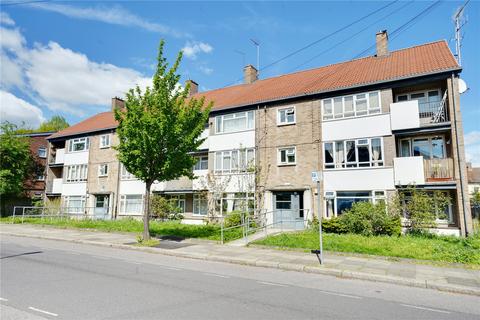 2 bedroom flat for sale, Seaford Road, Enfield, EN1