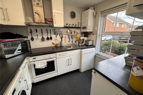 2 bedroom terraced house to rent, Dodington Close, Barnwood, Gloucester, GL4