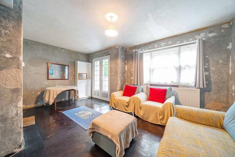 3 bedroom flat for sale, Mandeville House, Clapham, London, SW4