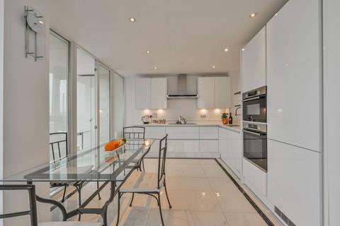 2 bedroom flat to rent, Eastern Quay Apartments, Royal Docks, London, E16