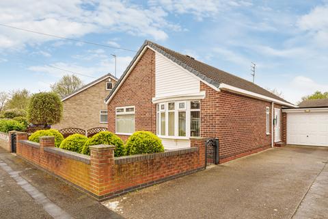 2 bedroom bungalow for sale, Bessacarr Avenue, Willerby, Hull, HU10