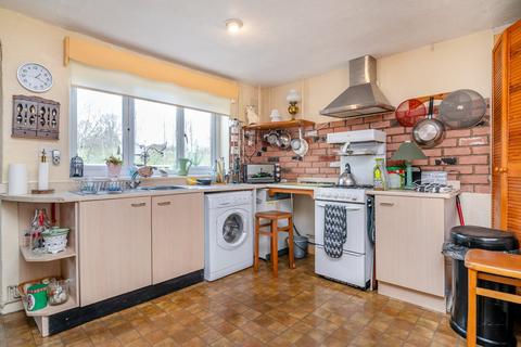 2 bedroom detached house for sale, St. Weonards, Hereford