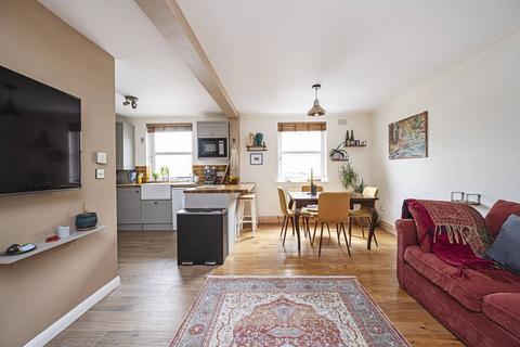 Flat 6, 2 Horatio Street, London, E2 7SB