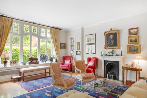 7 bedroom detached house for sale, London W4