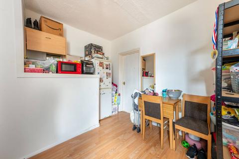 1 bedroom flat for sale, Cooper Road, Dollis Hill, London, NW10
