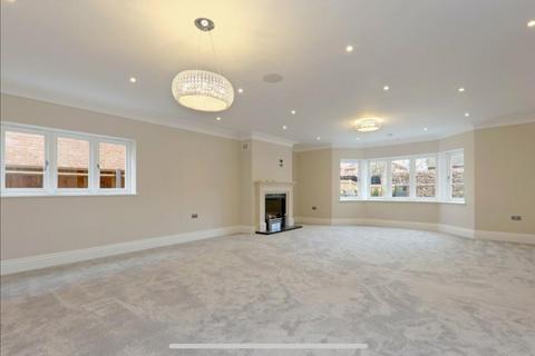 6 bedroom detached house to rent, Beaconsfield HP9