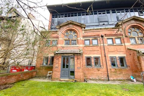 1 bedroom in a flat share to rent, Range Road, Manchester M16