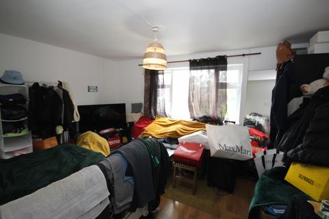 2 bedroom flat for sale, Eton Avenue, Wembley, Middlesex HA0