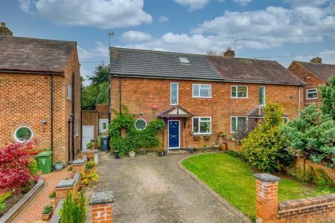 4 bedroom semi-detached house for sale, Swallows Meadow, Shirley, Solihull, B90 4QJ