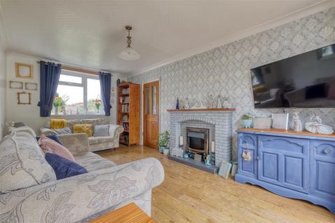 4 bedroom semi-detached house for sale, Swallows Meadow, Shirley, Solihull, B90 4QJ