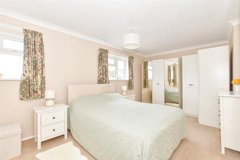 78 Clun Road, Wick, Littlehampton, BN17 7EB