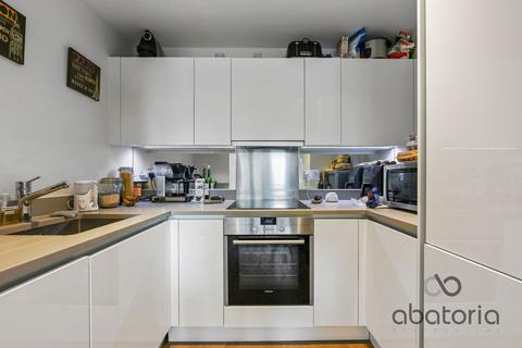 1 bedroom apartment for sale, Cordage House, 15 Cobblestone Square, London, E1W