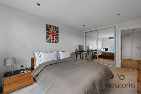 1 bedroom apartment for sale, Cordage House, 15 Cobblestone Square, London, E1W