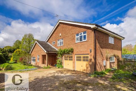 5 bedroom detached house for sale, The Street, Norwich NR13