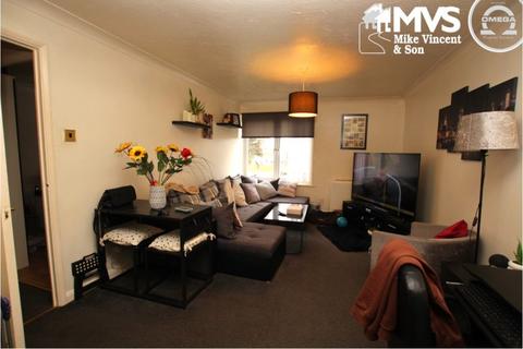 1 bedroom flat for sale, Marina Point, West Road, Clacton-on-Sea