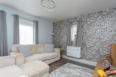 1 bedroom flat for sale, St. Albans Road, Hersden, CT3