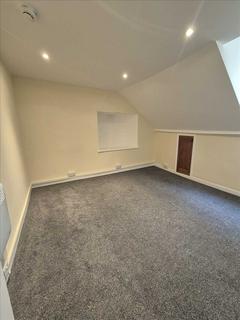 2 bedroom apartment to rent, Abbey Road, Torquay