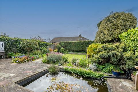 2 bedroom bungalow for sale, Woodgrange Drive, Thorpe Bay, Essex, SS1