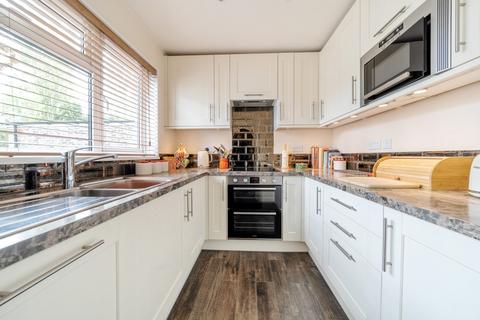 21 Farthings Close, Pinner, HA5 2QR