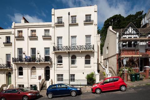 2 bedroom apartment to rent, Brighton, Brighton BN2