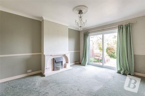 2 bedroom bungalow for sale, Laburnham Gardens, Upminster, RM14