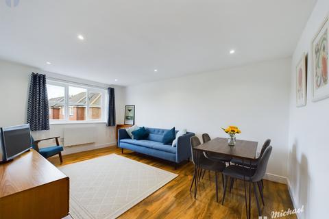 1 bedroom flat for sale, Whitehead Way, Aylesbury