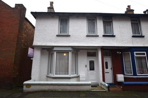 3 bedroom semi-detached house to rent, St Martin's Road, Scarborough YO11