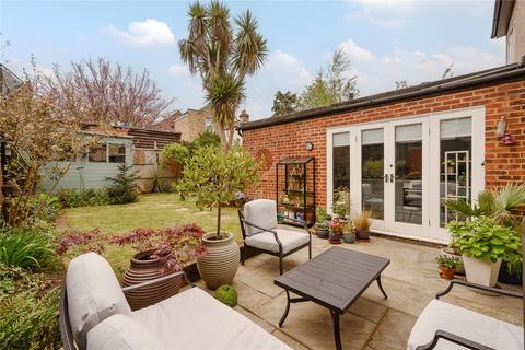 7 Acre Road, Kingston Upon Thames, KT2 6EF