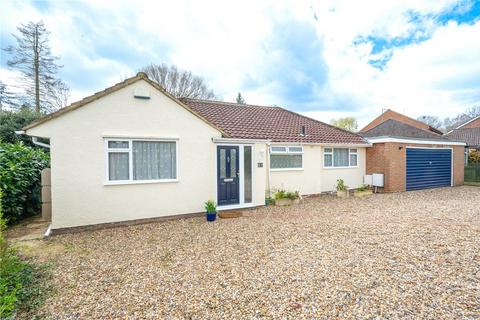 3 bedroom bungalow to rent, Mayflower Road, Park Street, St. Albans, Hertfordshire